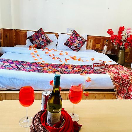 Hotel Dream Valley Kasol #Near Mall Road #River View #Parking #Gaming Zone #Open Terrace #Restaurant Экстерьер фото