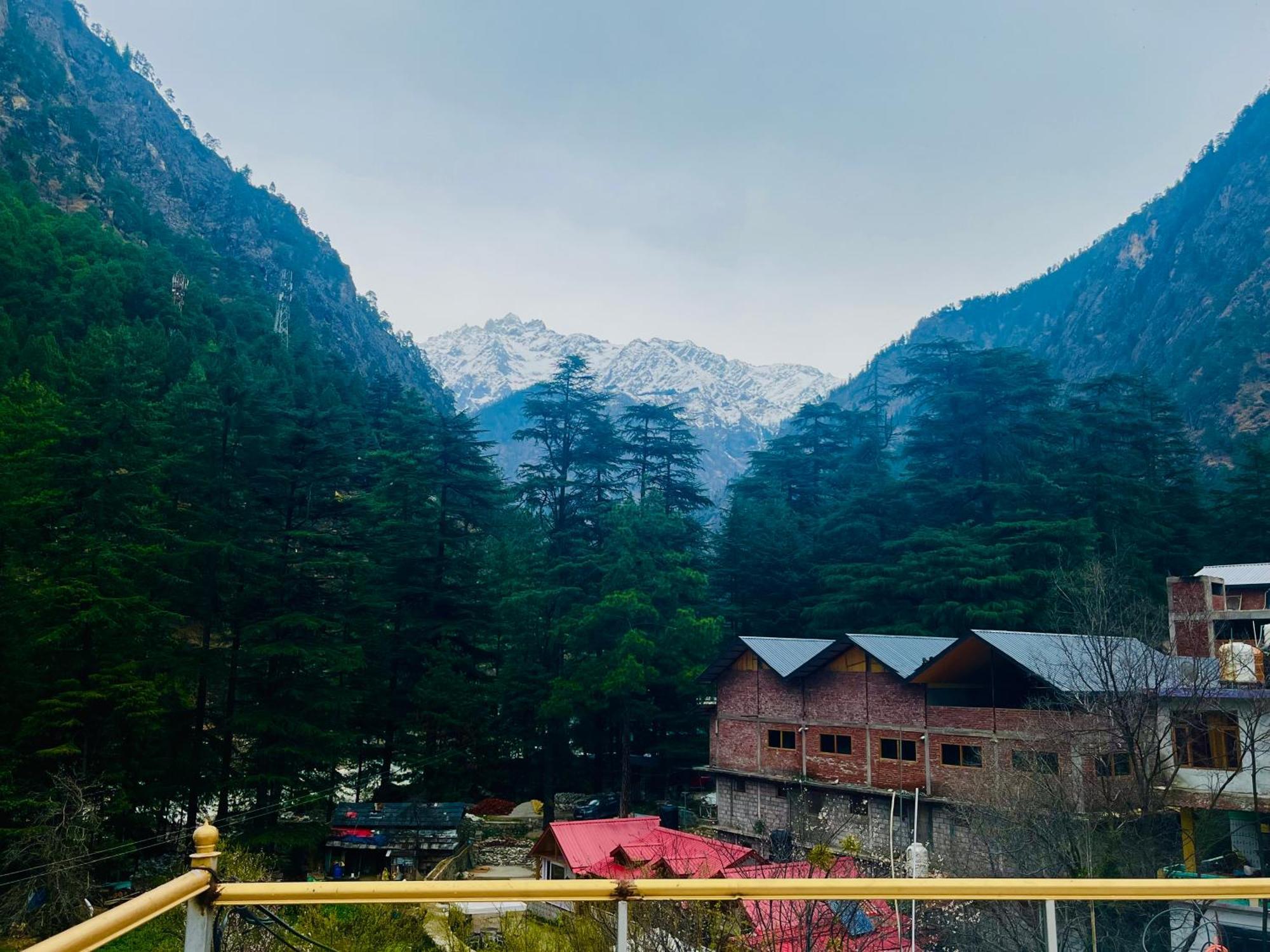 Hotel Dream Valley Kasol #Near Mall Road #River View #Parking #Gaming Zone #Open Terrace #Restaurant Экстерьер фото