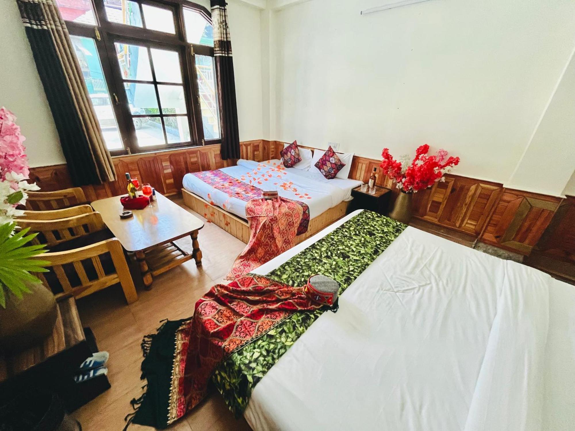 Hotel Dream Valley Kasol #Near Mall Road #River View #Parking #Gaming Zone #Open Terrace #Restaurant Экстерьер фото