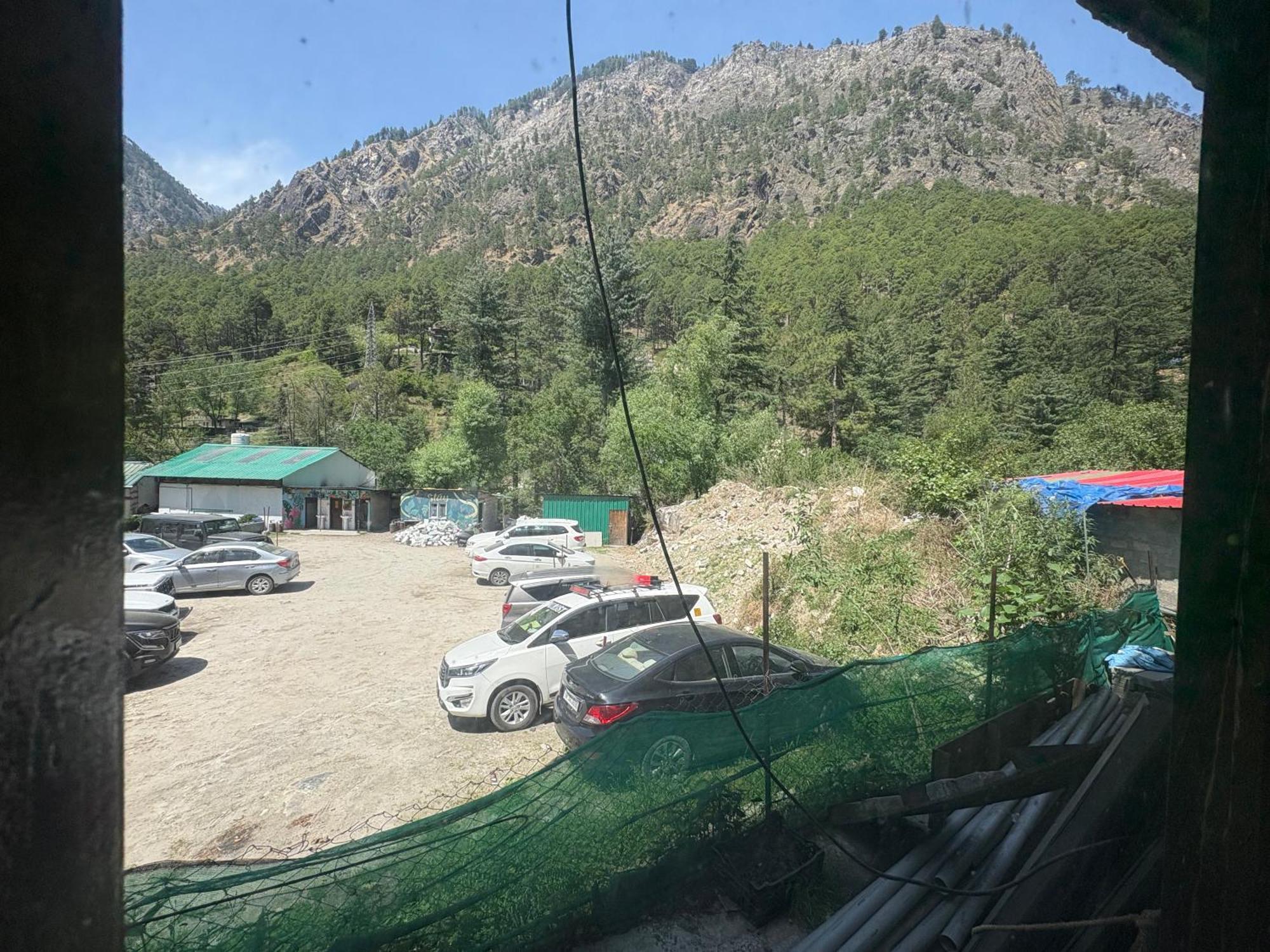 Hotel Dream Valley Kasol #Near Mall Road #River View #Parking #Gaming Zone #Open Terrace #Restaurant Экстерьер фото