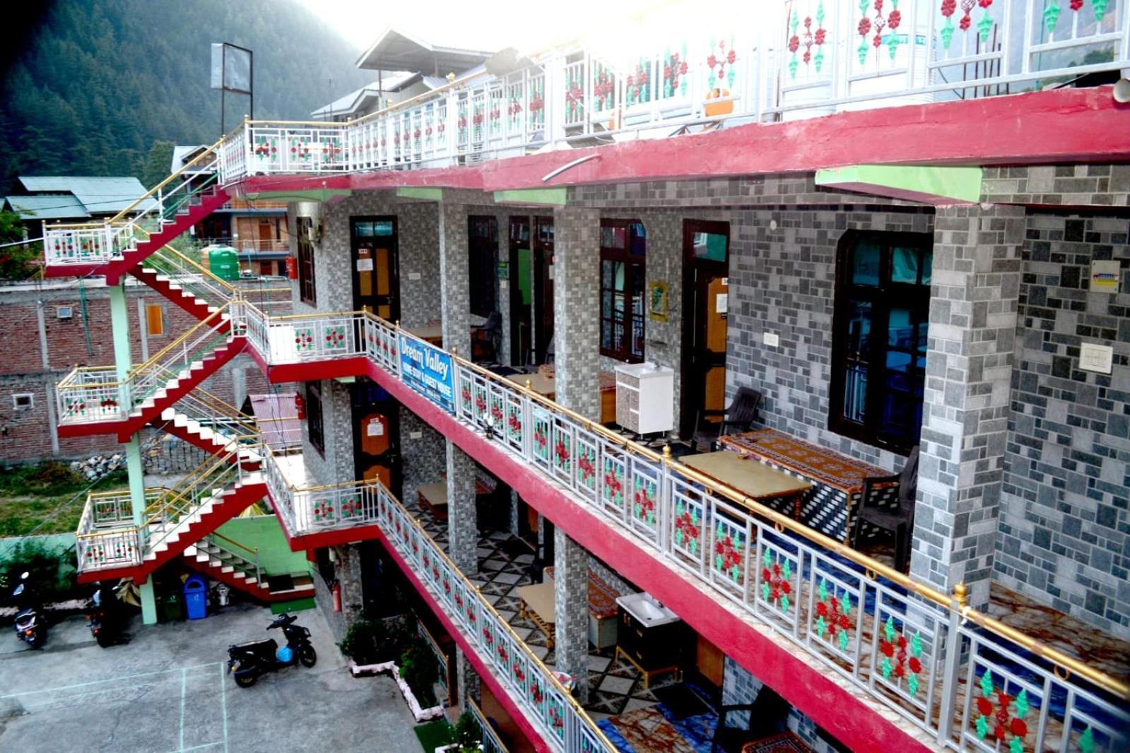 Hotel Dream Valley Kasol #Near Mall Road #River View #Parking #Gaming Zone #Open Terrace #Restaurant Экстерьер фото